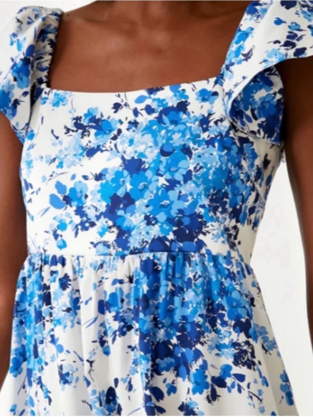 Tuckernuck Hyacinth House Bluebell
Meadows Cecily Midi Dress - Picture 3 of 11